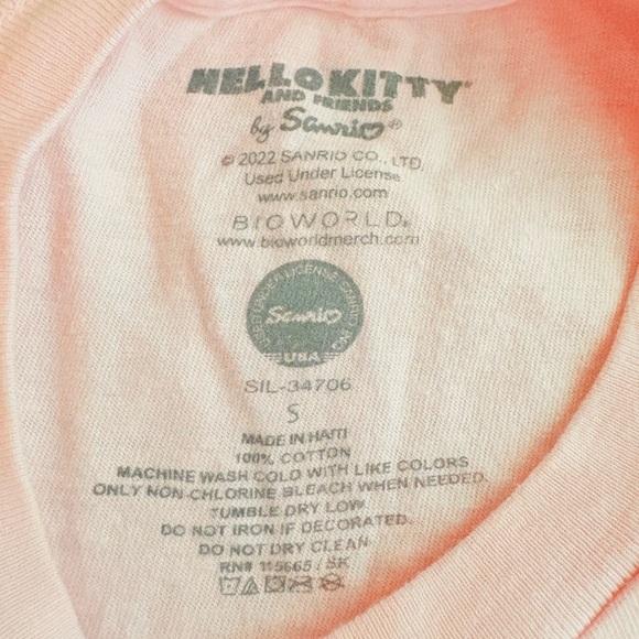 Hello Kitty & Friends Tee - Picture 5 of 10